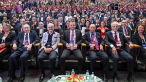 CHP'nin İkinci Yüzyıl Değişim Kurultayı'na Avrupa'dan kutlama mesajları