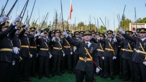 'Kılıçlı Yemin' Krizinde Yeni Gelişme! İki Teğmene Daha 'İhraç' Tebligatı