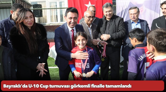 Bayraklı’da U-10 Cup turnuvası görkemli finalle tamamlandı